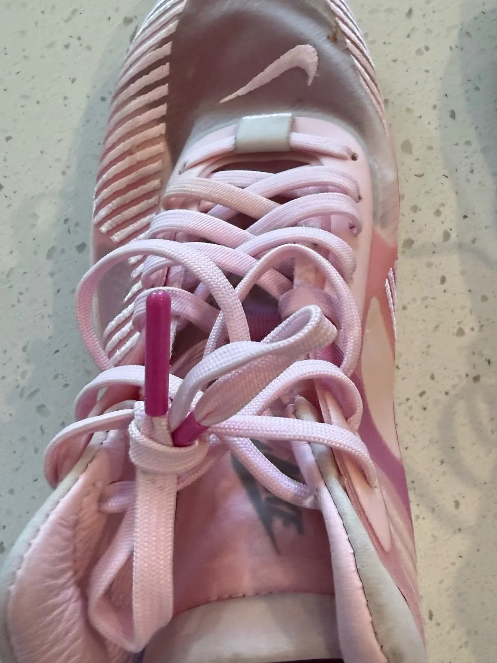 9.5 Nike LeBron X John Elliott Icon QS Basketball Shoes Tulip Pink Women’s